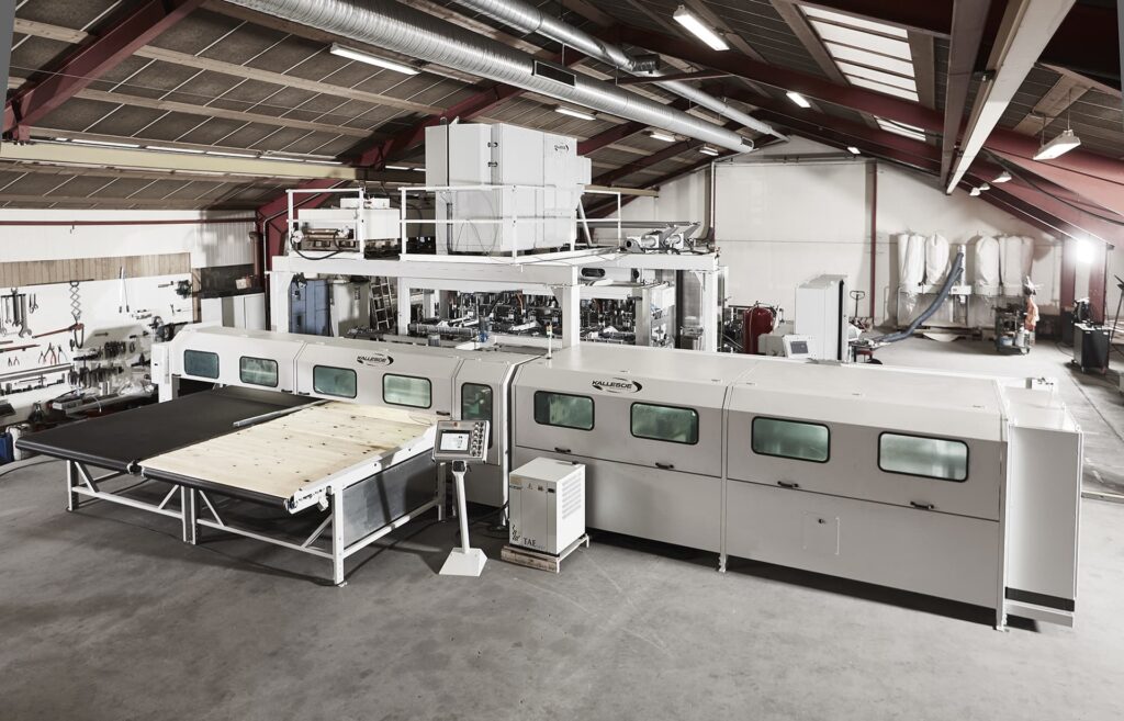Kallesoe Q press for CLT-production line in Japan